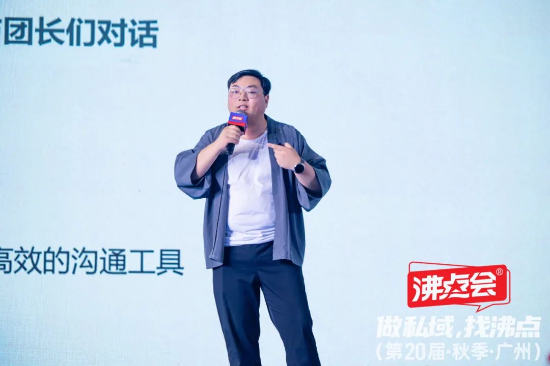 ������� ����������Ӹ硱ͨ�^���c(di��n)����Ȧ��4���P(gu��n)�I�c(di��n)