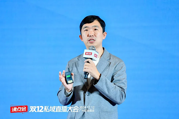 �V��˽��ֱ�������СQ�ώ���˽��ֱ��Փ���Ϸ�����΢�����B:΢��С�G��������